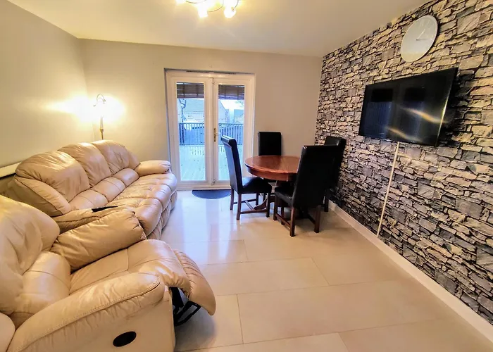 High Rigg House Bradford - Luxury Accomodation With Private Parking
