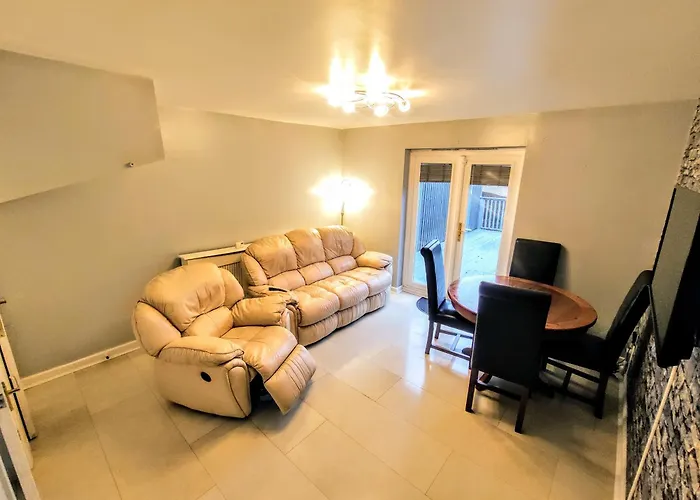 High Rigg House Bradford - Luxury Accomodation With Private Parking